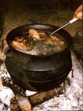 Olla cocinando un guisado